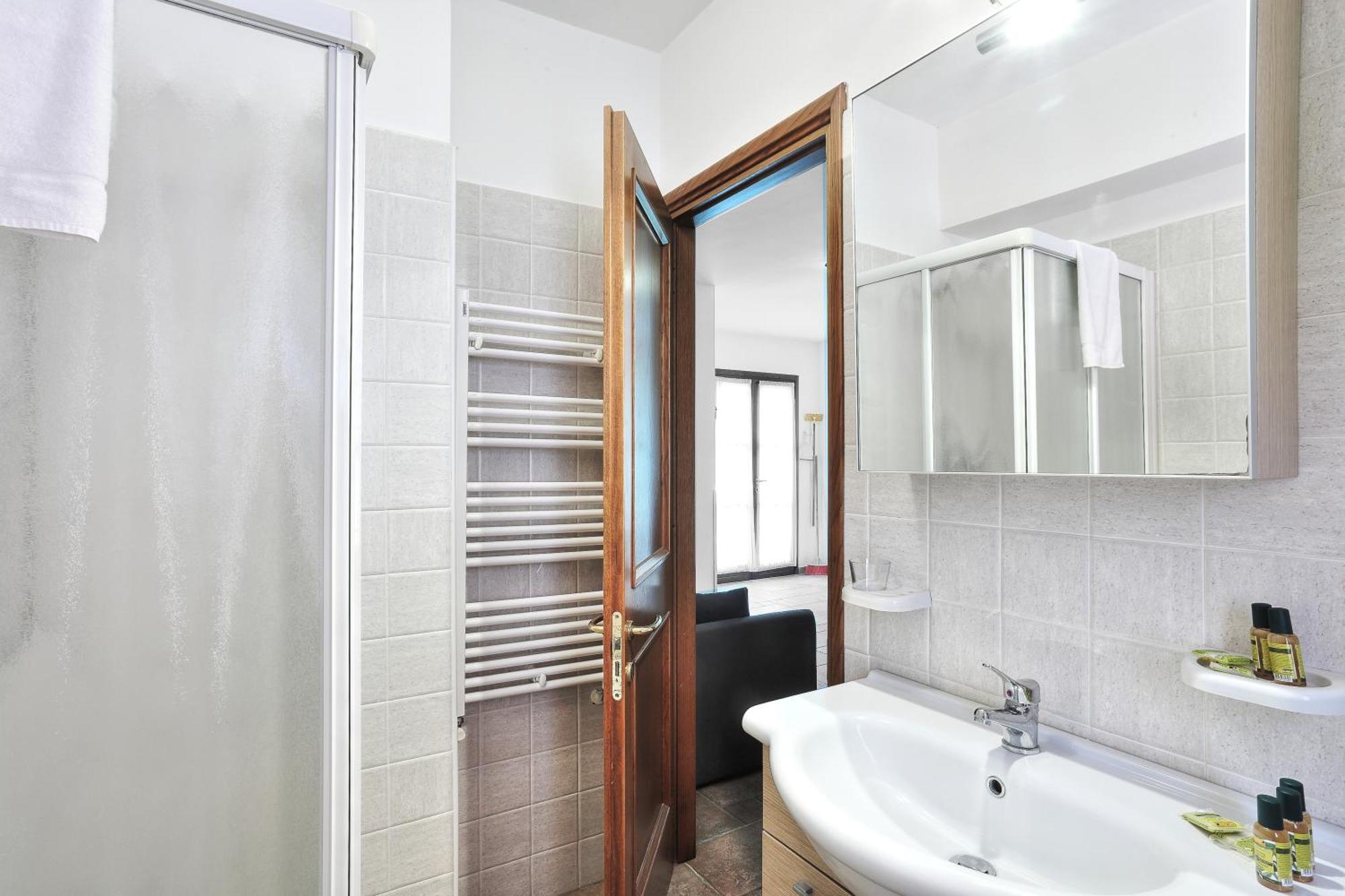 Borgo San Pecoraio Resort Riparbella Habitación foto